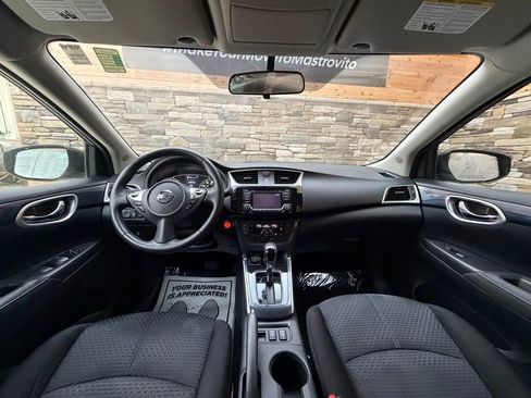 Used 2018 Nissan Sentra SR w/ SR Midnight Edition Package image 13