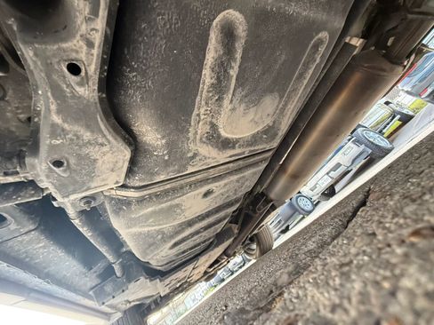 Used 2016 Toyota RAV4 SE w/ Advanced Technology Package image 31