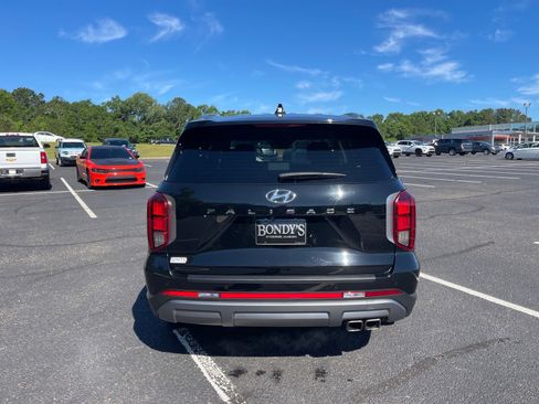 Used 2024 Hyundai Palisade SEL FWD image 15