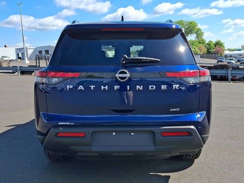 Used 2025 Nissan Pathfinder SV AWD/4WD image 5