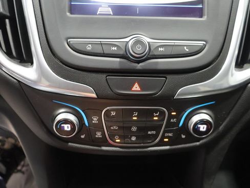 Used 2020 Chevrolet Equinox LT AWD/4WD image 29