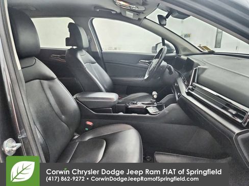Used 2023 Kia Sportage EX AWD/4WD image 33