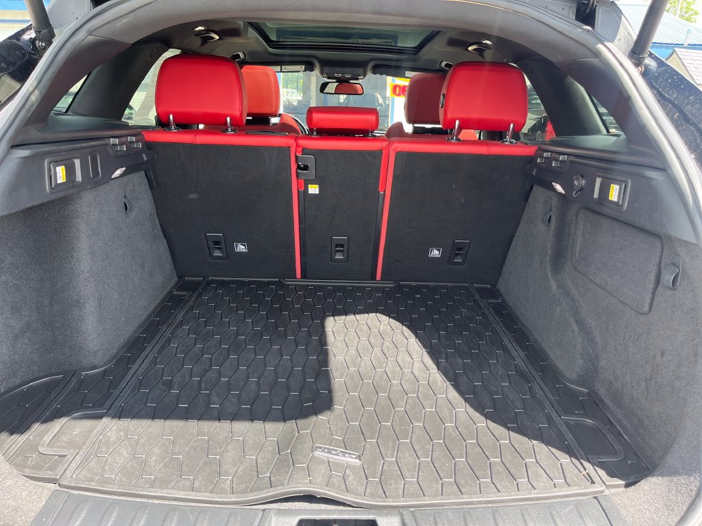 Used 2018 Jaguar F-PACE S AWD/4WD image 34