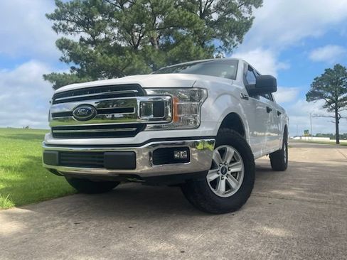Used 2019 Ford F150 XLT AWD/4WD image 2