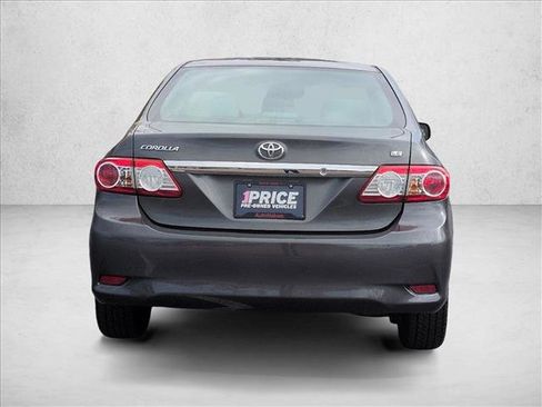 Used 2012 Toyota Corolla LE image 7