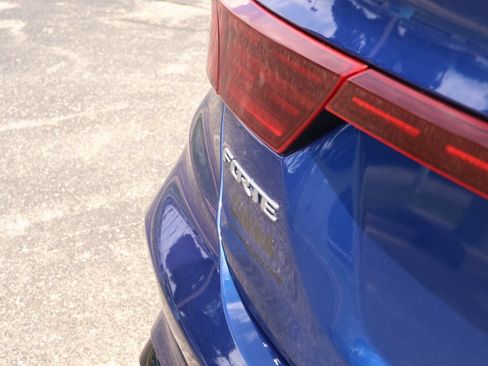 Used 2024 Kia Forte GT FWD image 9