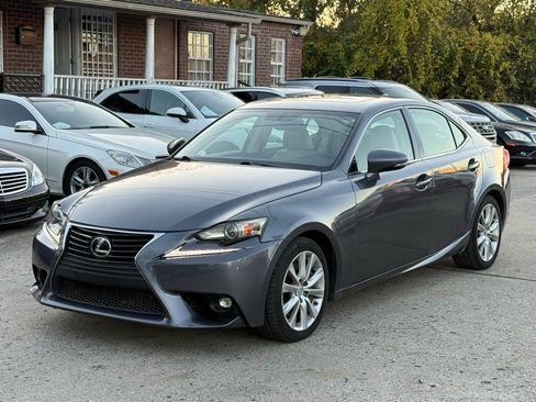 Used 2016 Lexus IS 200t image 6