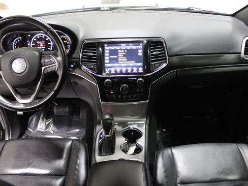 Used 2022 Jeep Grand Cherokee Limited w/ Trailer Tow Group IV image 30