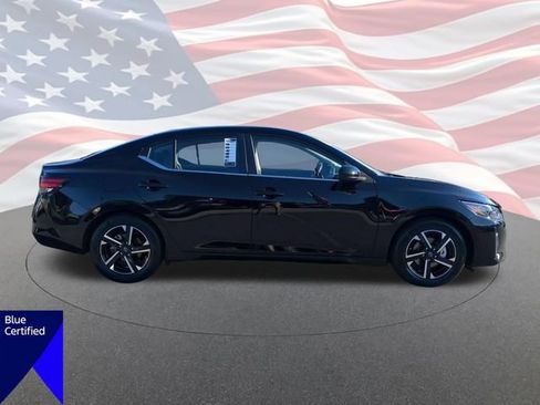 Used 2025 Nissan Sentra SV FWD image 2