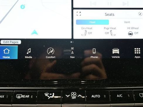 Used 2024 Jeep Wagoneer Series II AWD/4WD image 28