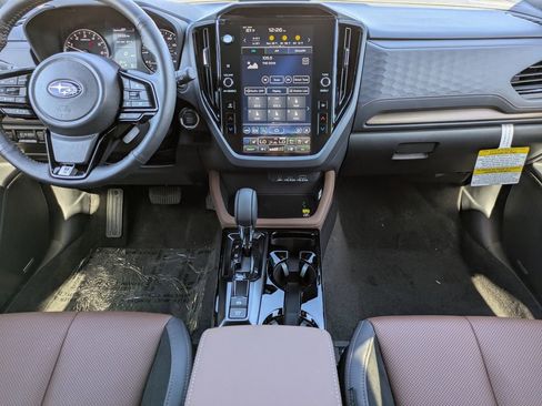 Used 2026 Subaru Forester Touring image 13