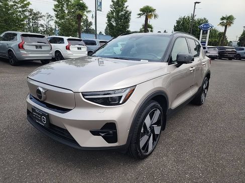 Used 2023 Volvo XC40 Recharge Ultimate w/ Protection Package Premier AWD/4WD image 1