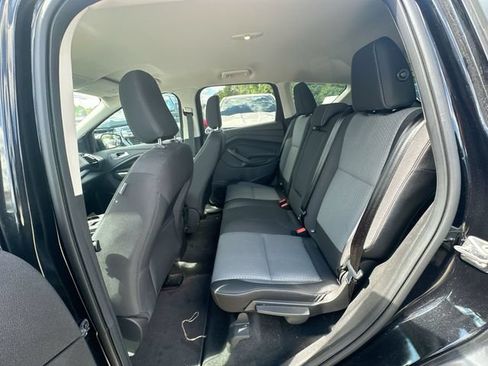 Used 2019 Ford Escape SE FWD image 28