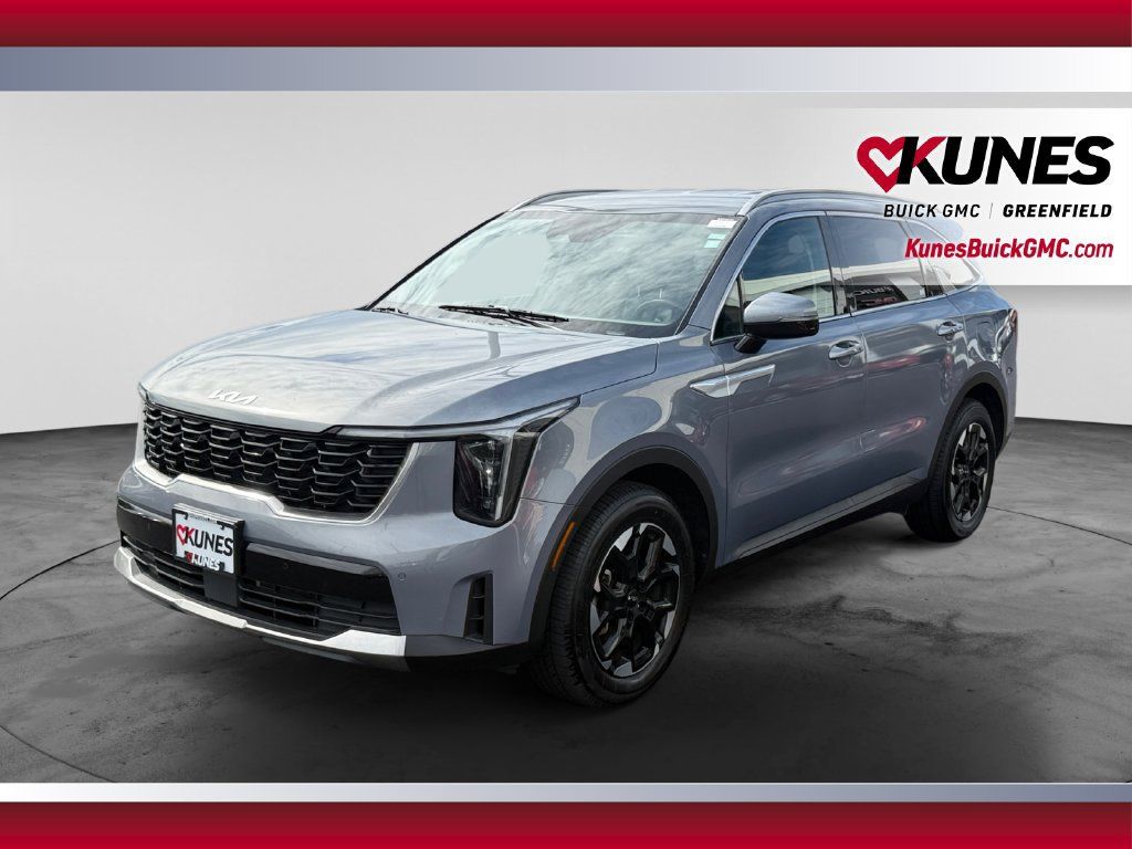 Used 2024 Kia Sorento S FWD image 4