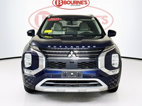 Used 2023 Mitsubishi Outlander SEL AWD/4WD image 6
