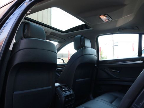 Used 2012 BMW 535i xDrive Sedan AWD/4WD image 30