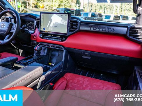 Used 2025 Toyota Tundra Limited AWD/4WD image 24