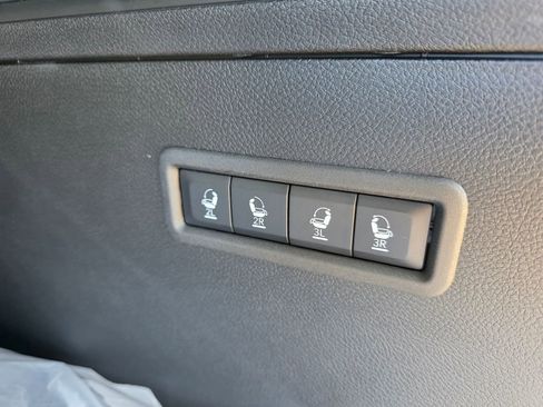 New 2026 Jeep Grand Wagoneer 4WD image 26