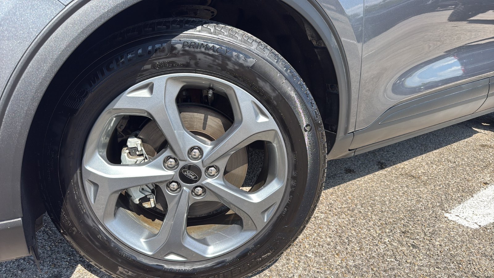 Used 2025 Ford Escape ST-Line FWD image 29