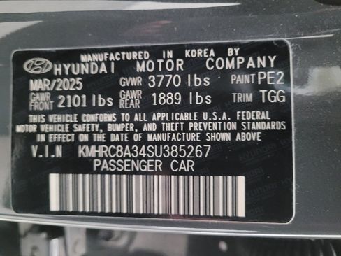 Used 2025 Hyundai Venue SEL image 33