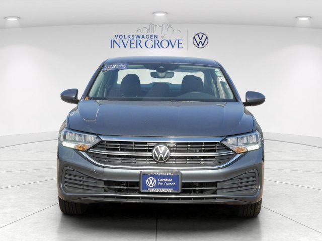 Certified 2023 Volkswagen Jetta SE FWD image 2