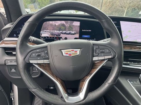 Used 2021 Cadillac Escalade Premium Luxury Platinum image 24