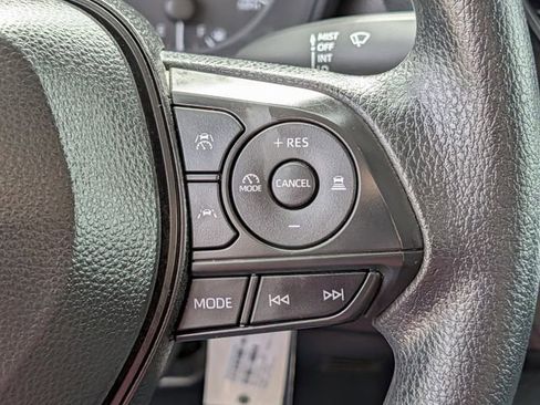 Used 2024 Toyota Corolla LE FWD image 19
