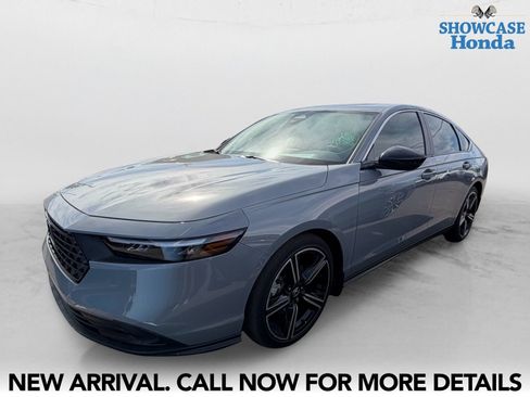 Used 2024 Honda Accord Sport image 2