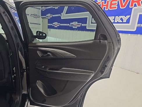 Used 2025 Chevrolet TrailBlazer LT image 22