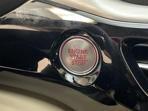 Used 2024 Acura MDX FWD w/ Technology Package image 8