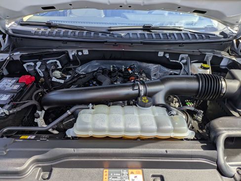 Certified 2025 Ford Expedition Active RWD image 40