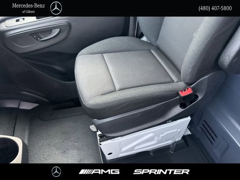 Used 2025 Mercedes-Benz Sprinter 2500 image 24