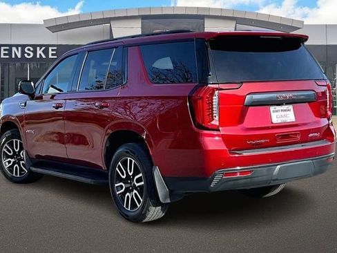 Used 2021 GMC Yukon AT4 w/ Technology Package image 12