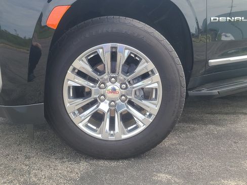 Used 2024 GMC Yukon Denali AWD/4WD image 13