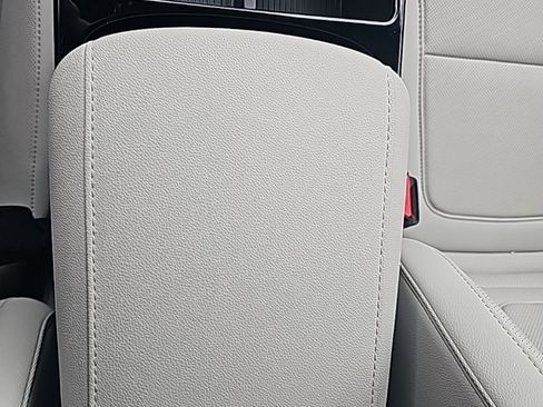 New 2026 Hyundai Tucson Limited image 24