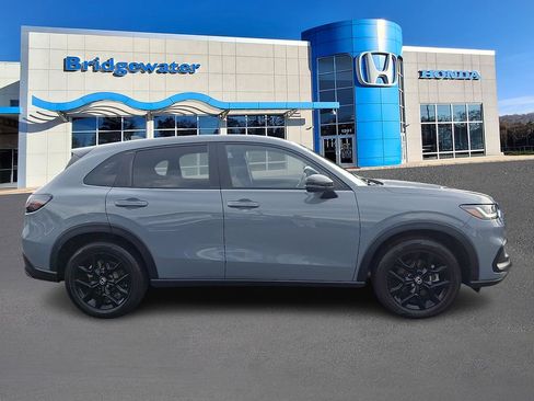 Used 2024 Honda HR-V Sport image 7