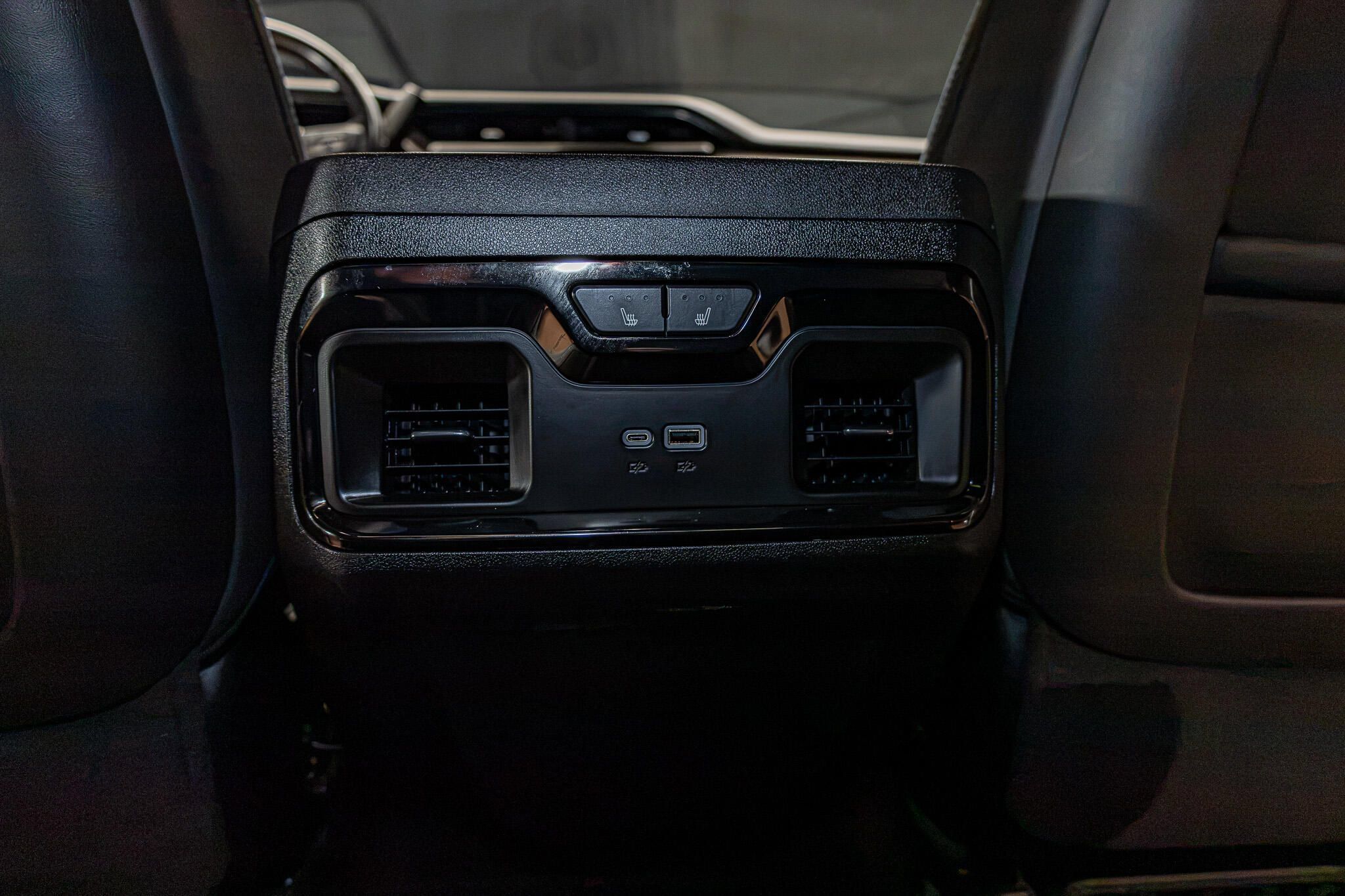 Used 2024 GMC Sierra 2500 AT4X AWD/4WD image 23
