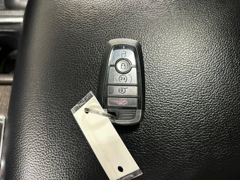 Certified 2019 Ford Expedition Limited AWD/4WD image 25