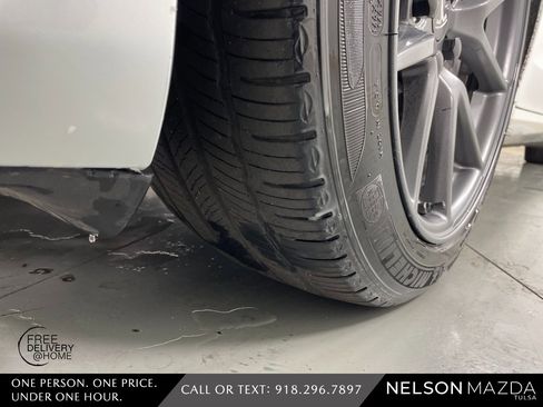 Used 2023 Tesla Model 3 Standard Range image 10