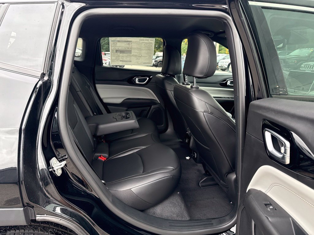 New 2026 Jeep Compass Limited AWD/4WD image 22