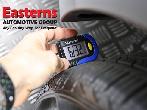 Used 2022 Kia Niro EX w/ Cold Weather Package image 25