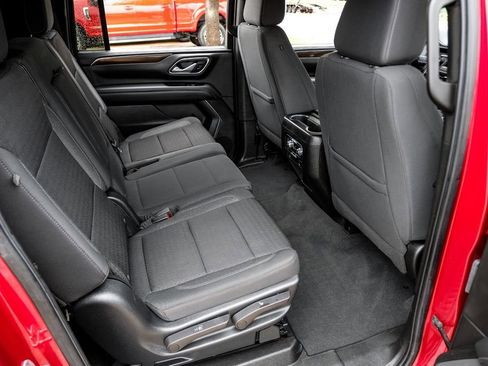 Used 2022 GMC Yukon XL SLE image 37