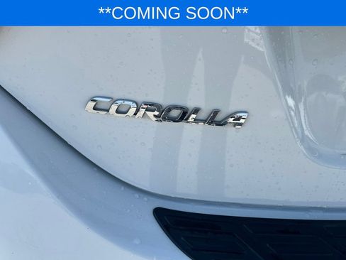 Used 2016 Toyota Corolla LE FWD image 16
