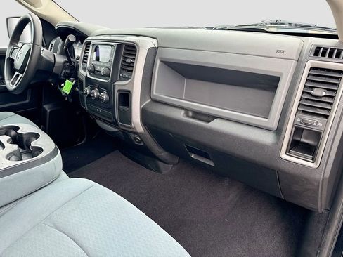 Used 2013 RAM 1500 Express image 32