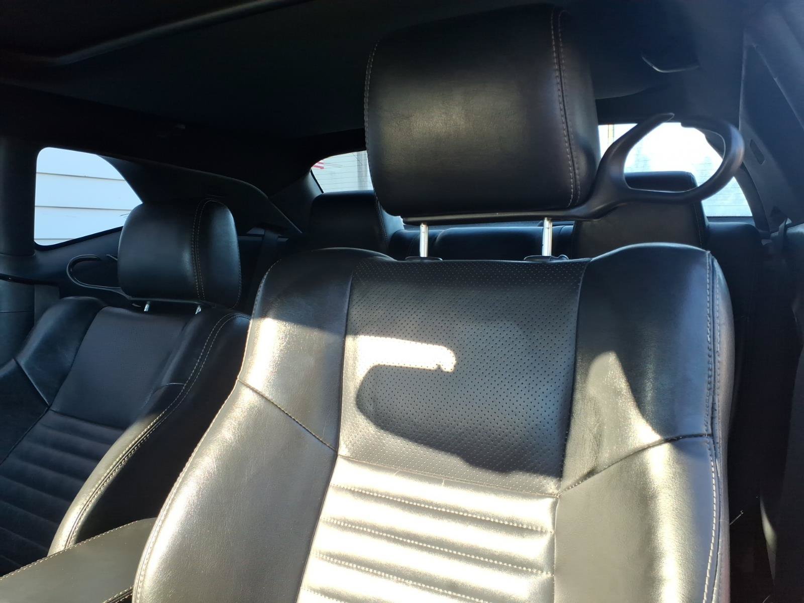 Used 2009 Dodge Challenger R/T RWD image 7