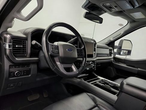 Used 2023 Ford F250 Lariat w/ Lariat Ultimate Package AWD/4WD image 35