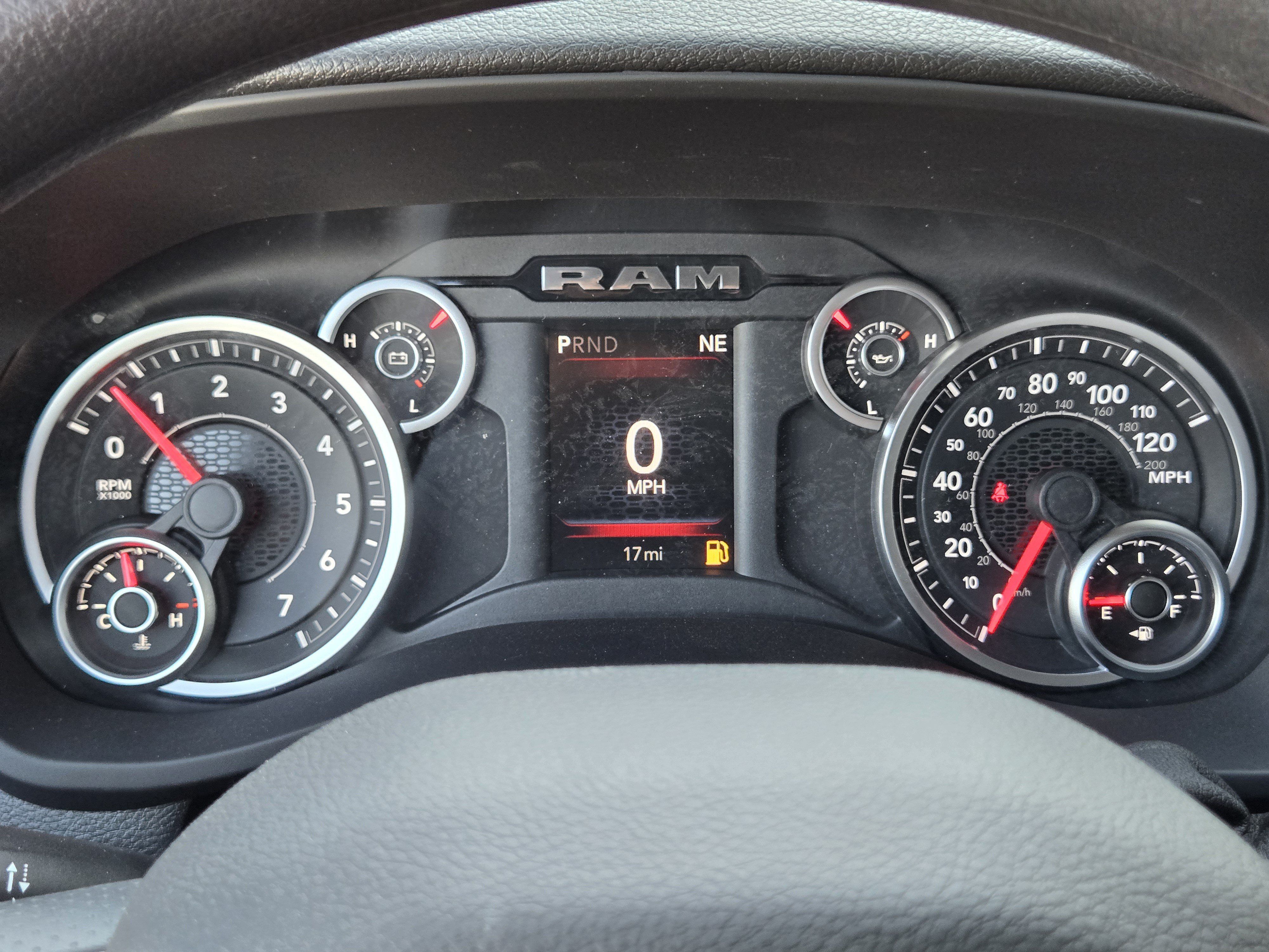 New 2027 RAM 2500 Tradesman AWD/4WD image 13