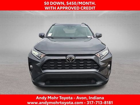Used 2021 Toyota RAV4 XLE w/ Convenience Package FWD image 3