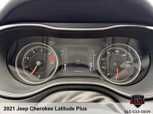 Used 2021 Jeep Cherokee Latitude Plus AWD/4WD image 26