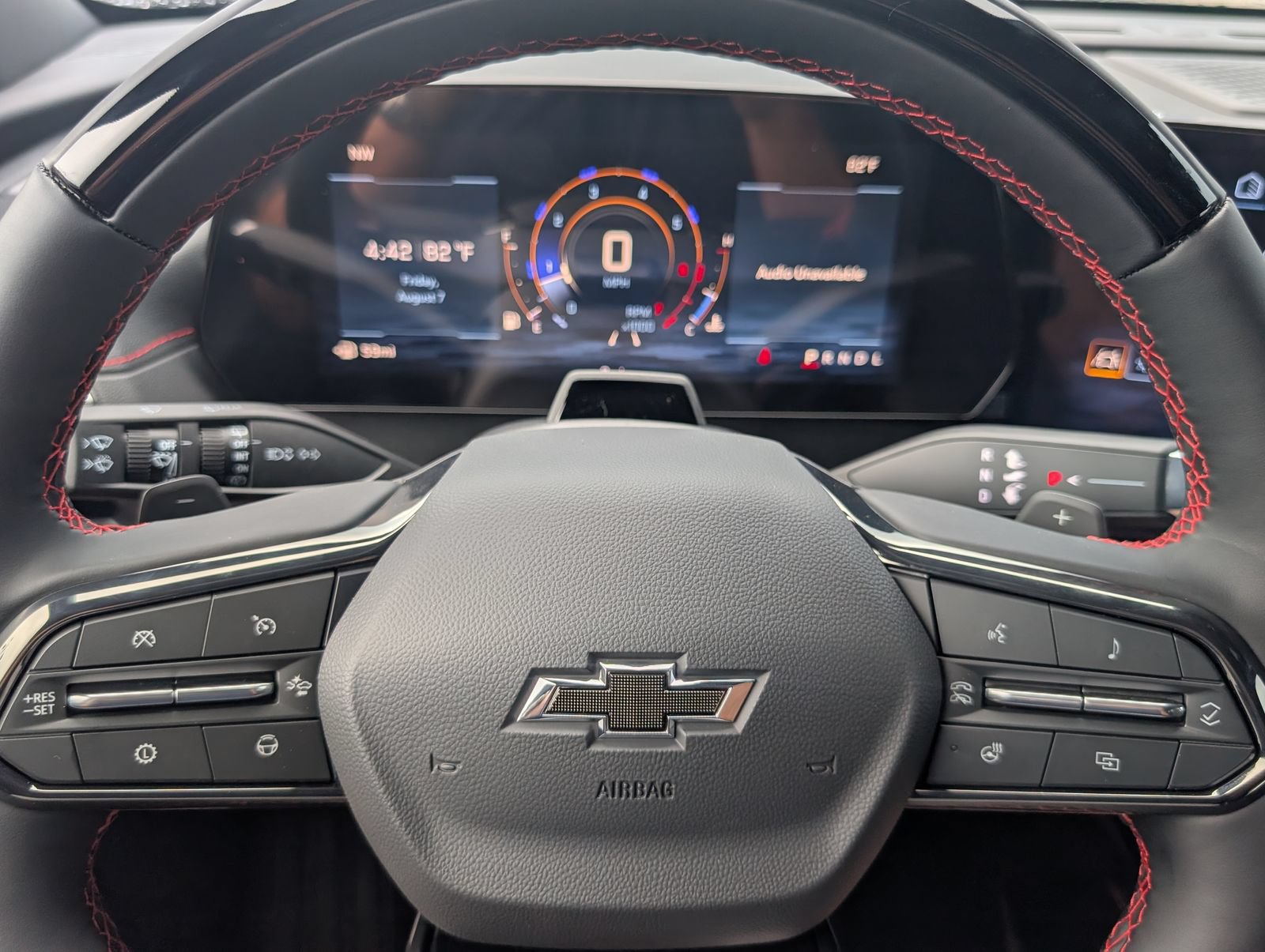 New 2027 Chevrolet Traverse RS w/ LPO, Assistance Package FWD image 15